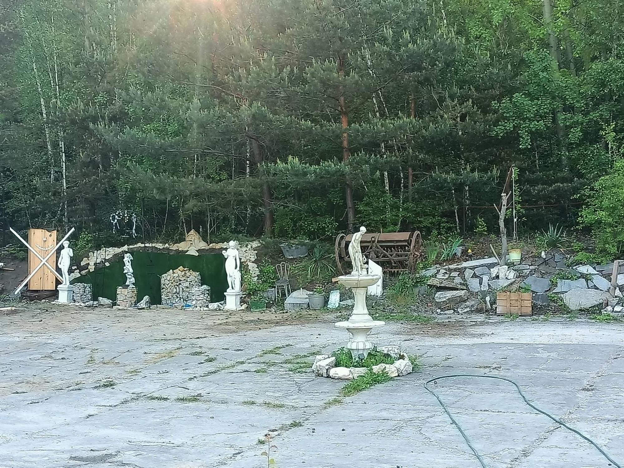 Hostel Apollo Зомбковице-Слёнске Экстерьер фото